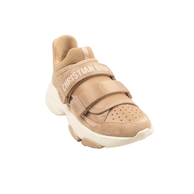 DIOR Rose D-Wander Sneakers – Bluefly