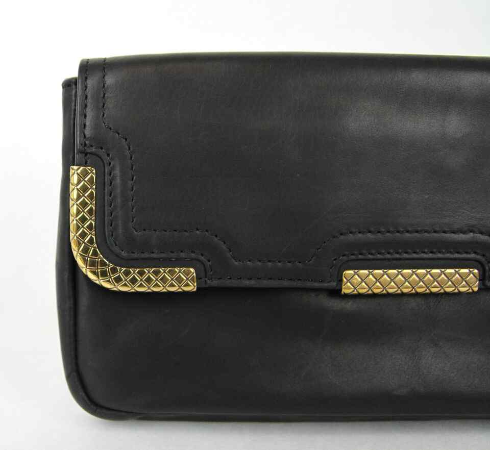 BOTTEGA VENETA Women's Leather Clutch Bag w/Woven Detail Black