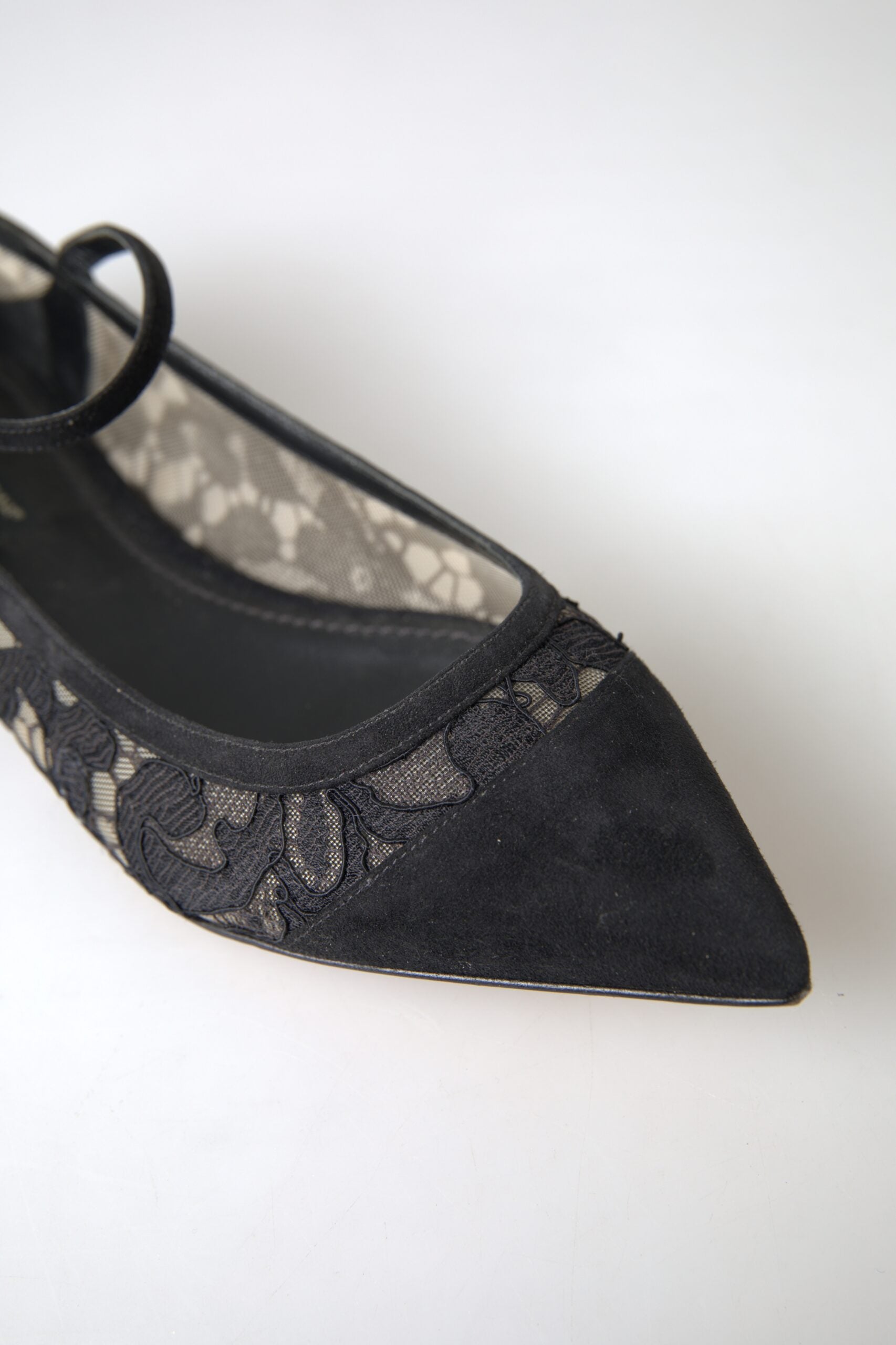 Dolce & Gabbana Elegant Black Lace Women's Flats