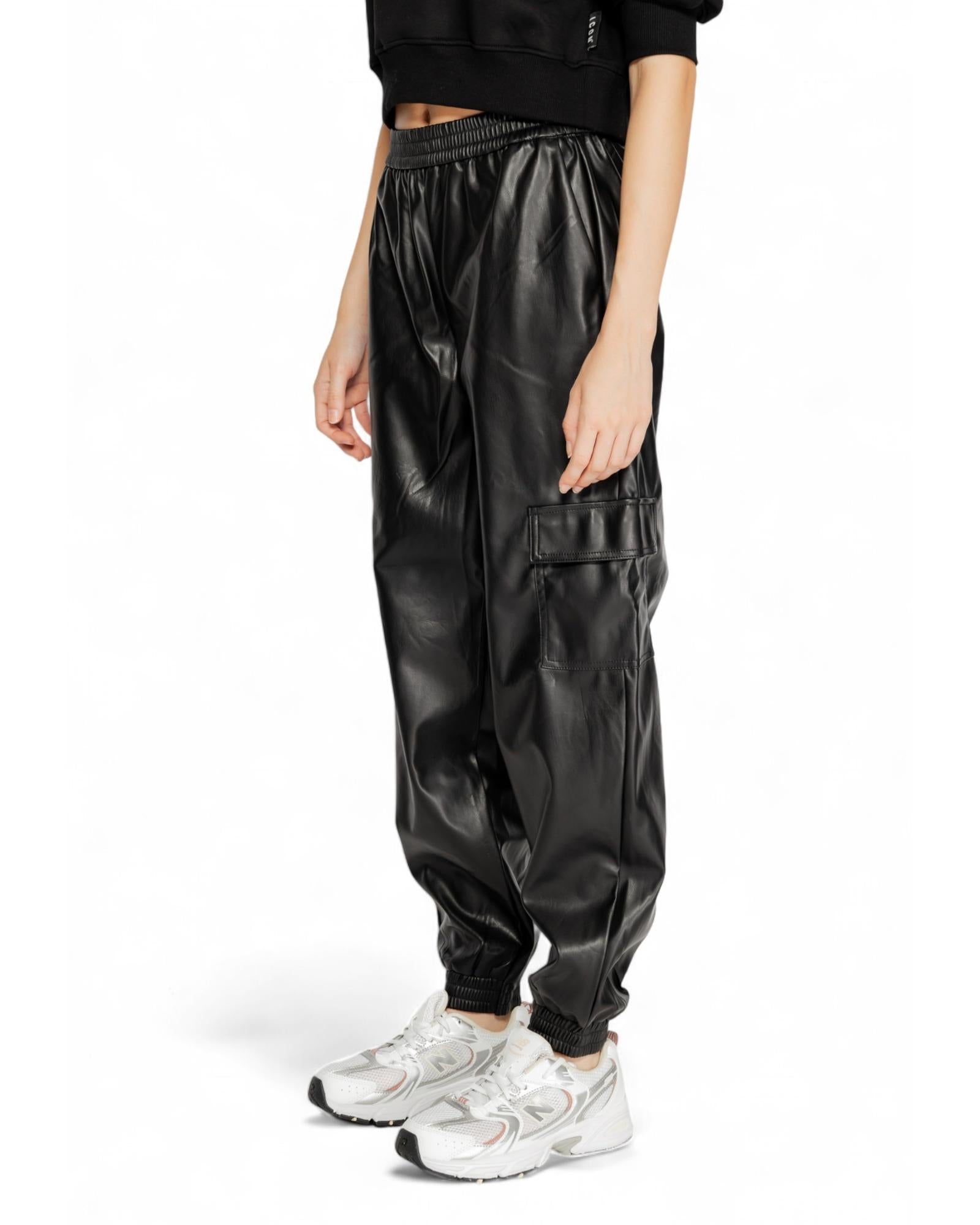 Only  Womens Black Faux Leather Cargo Pants2