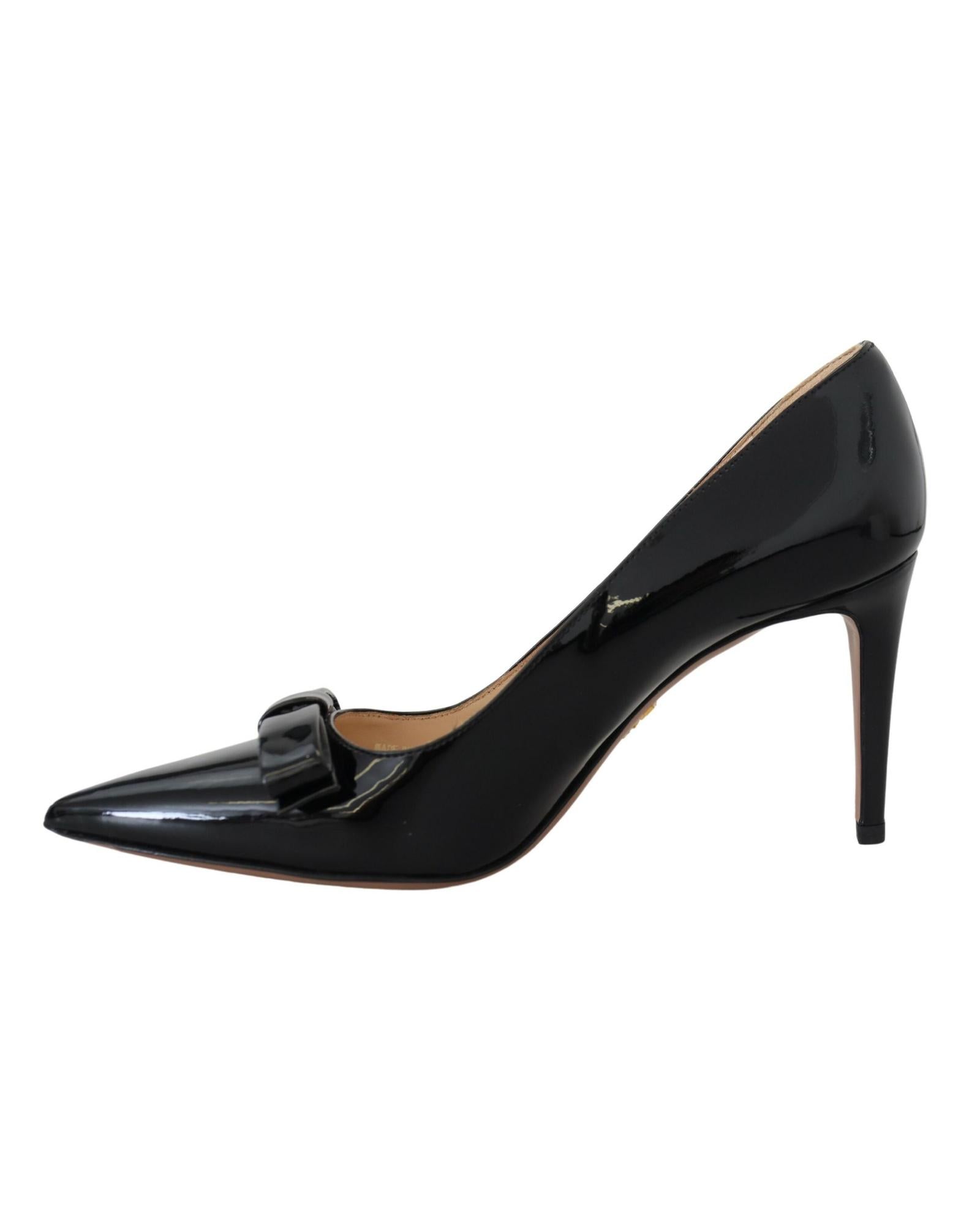 Prada Patent Leather Heels Pumps10